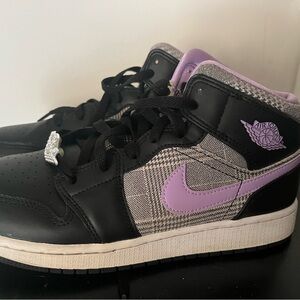 Air Jordan One Mid in black/lilac herringbone, size 6.5